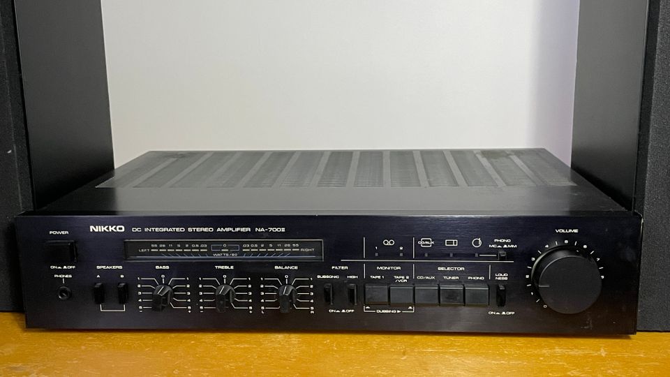 Nikko NA-700II stereovahvistin