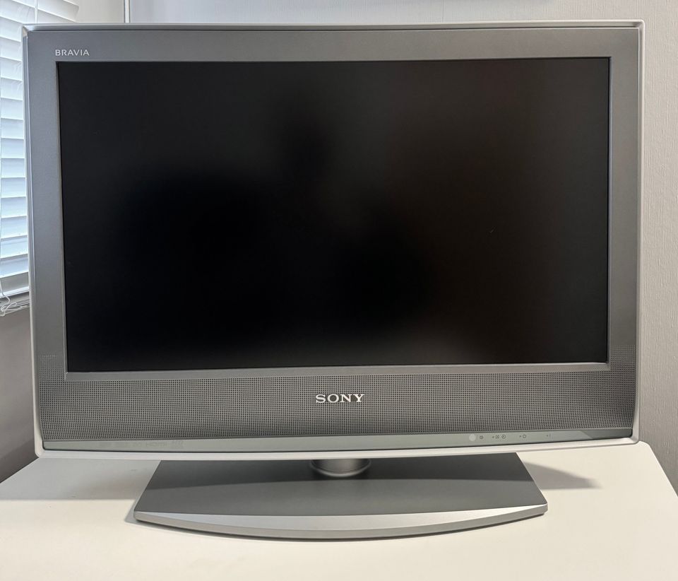 Sony 26” KDL-26S2000 LCD-TV