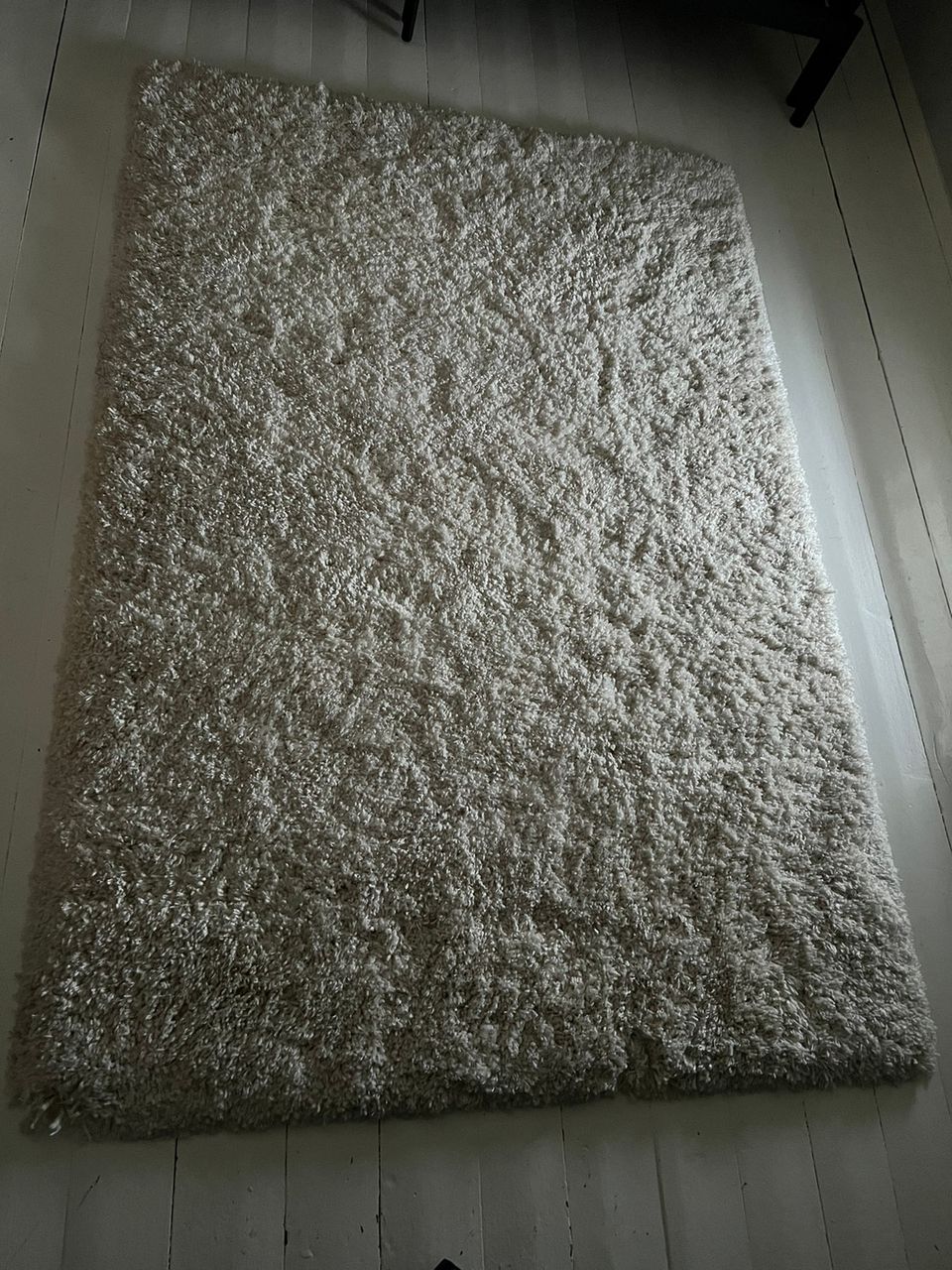 Ikean, VOLLERSLEV matto, korkea nukka, valkoinen, 133x195cm