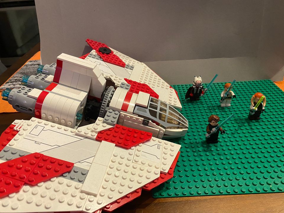 Lego Star Wars 7931 - T-6 Jedi Shuttle