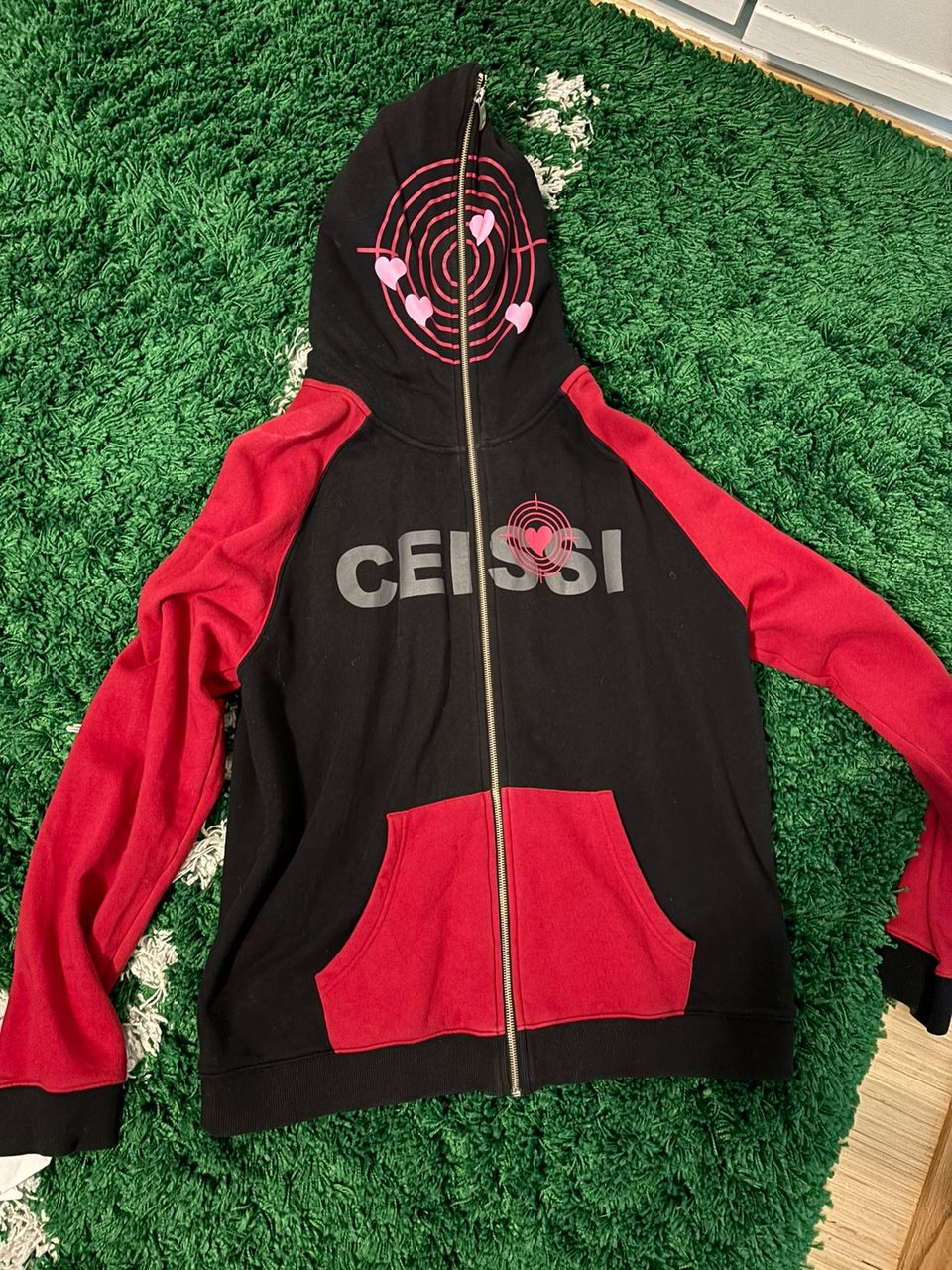 Cledos ceissi merch
