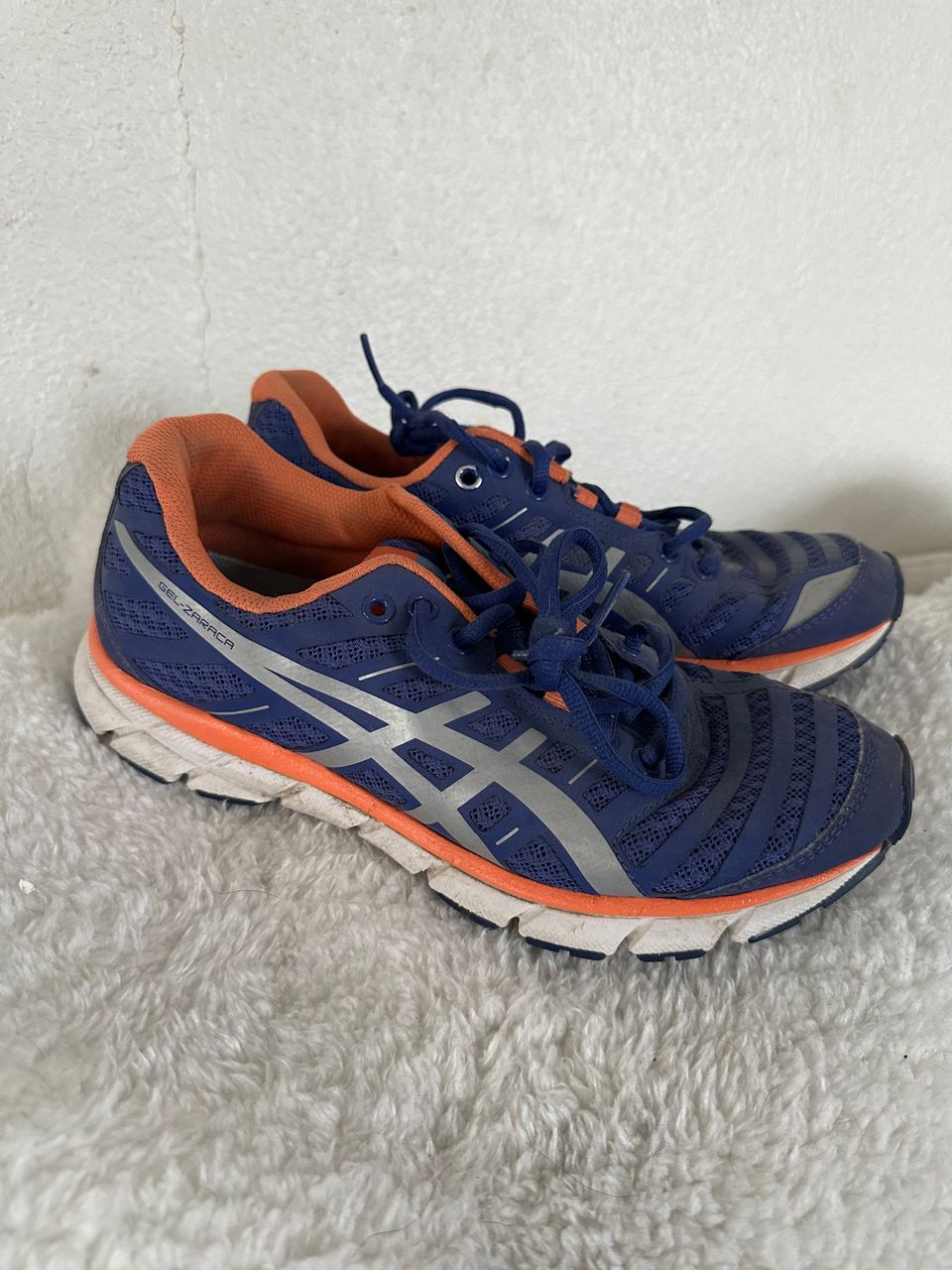 Asics lenkkarit koko 38