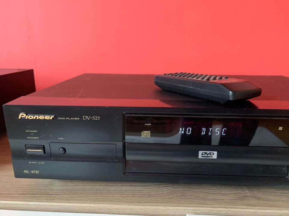 Pioneer DV-525 -dvd-soitin