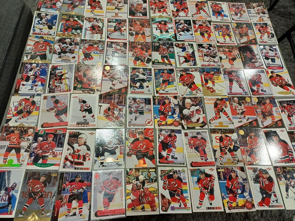 Jääkiekkokortteja NHL New jersey devils 265kpl