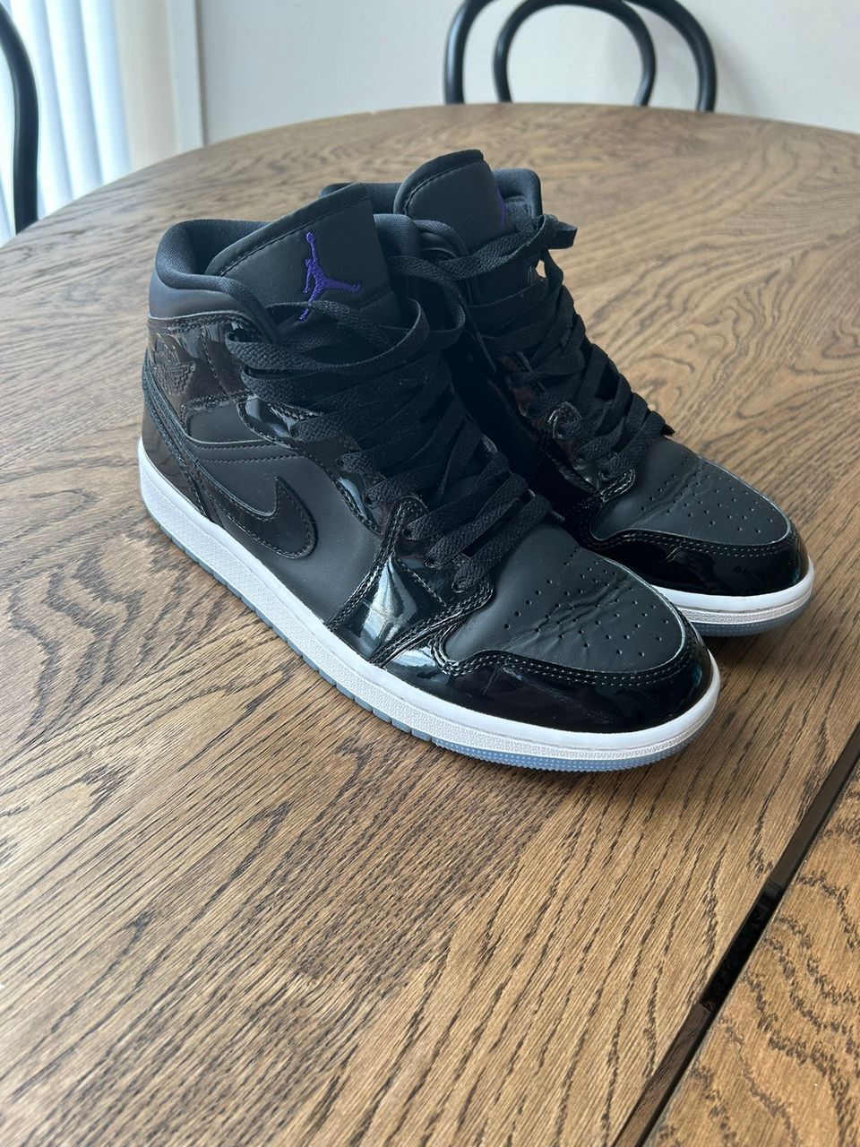 Jordan 1 Mid SE Space Jam