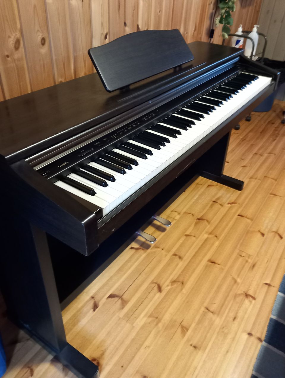 Piano digitaalinen Casio Celviano ap-10 VARATTU!!