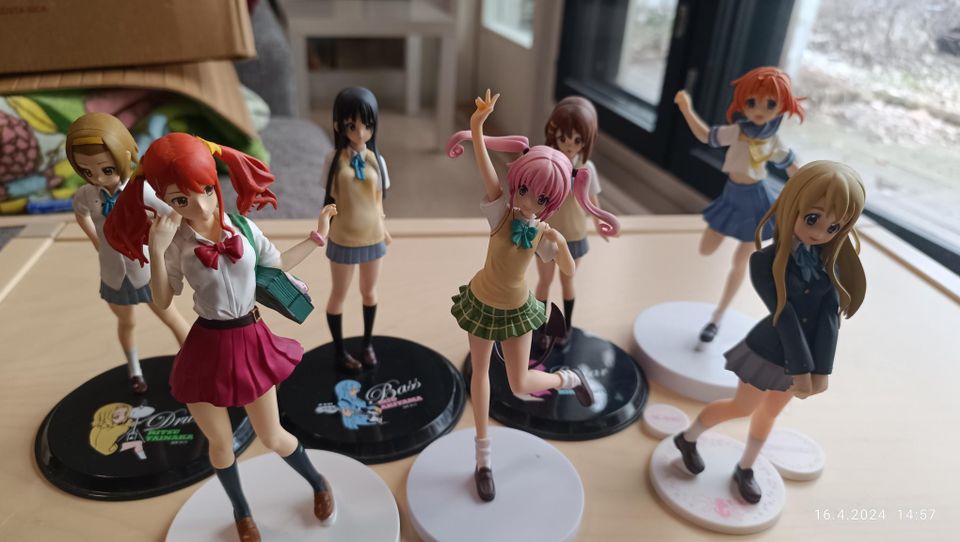 Anime figuurit tytöt