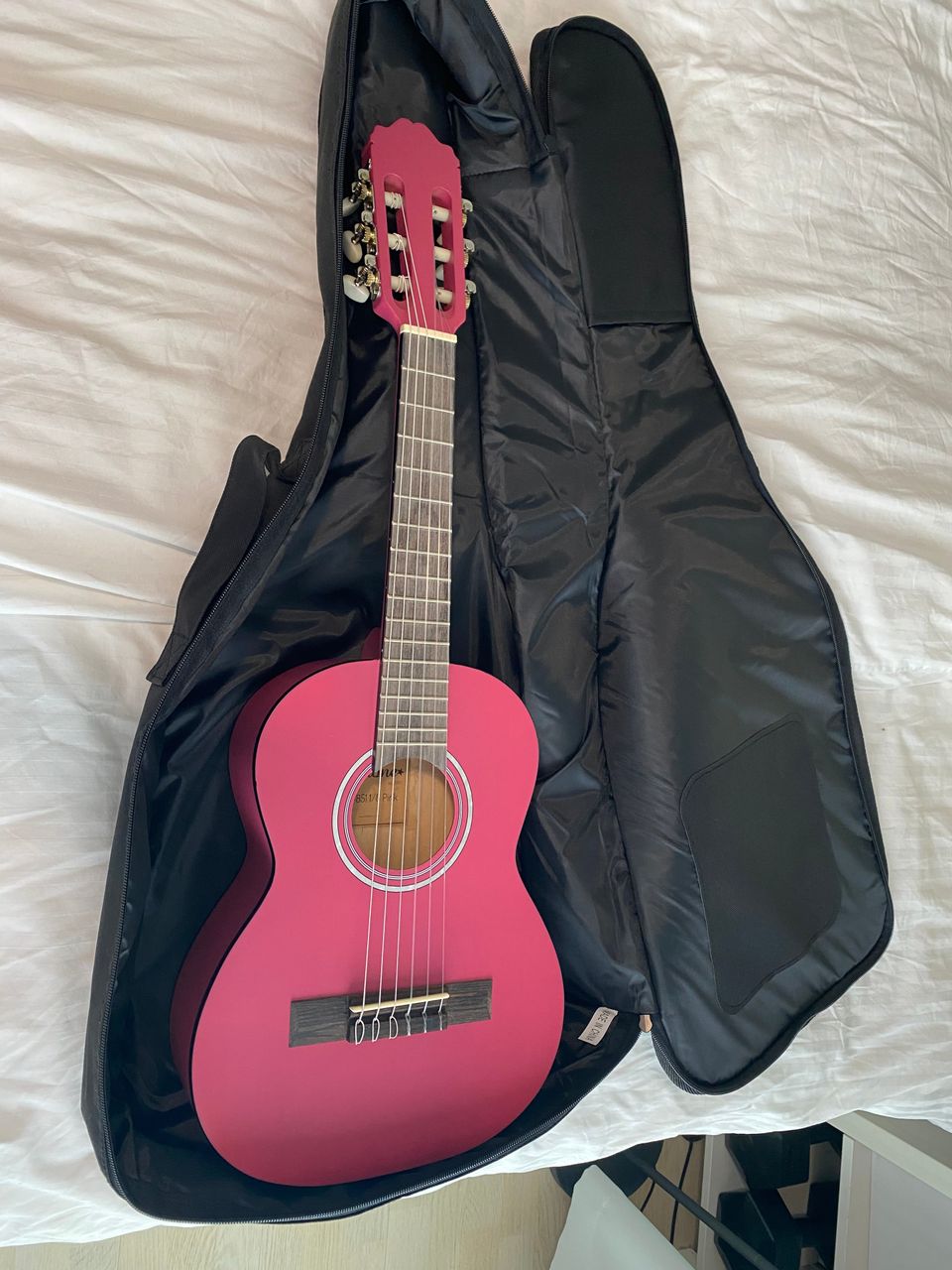 Kitara Startone 1/8 Pink & kitarakeissi