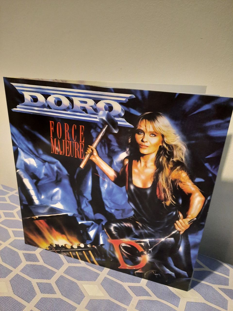 Doro: Force Majeure