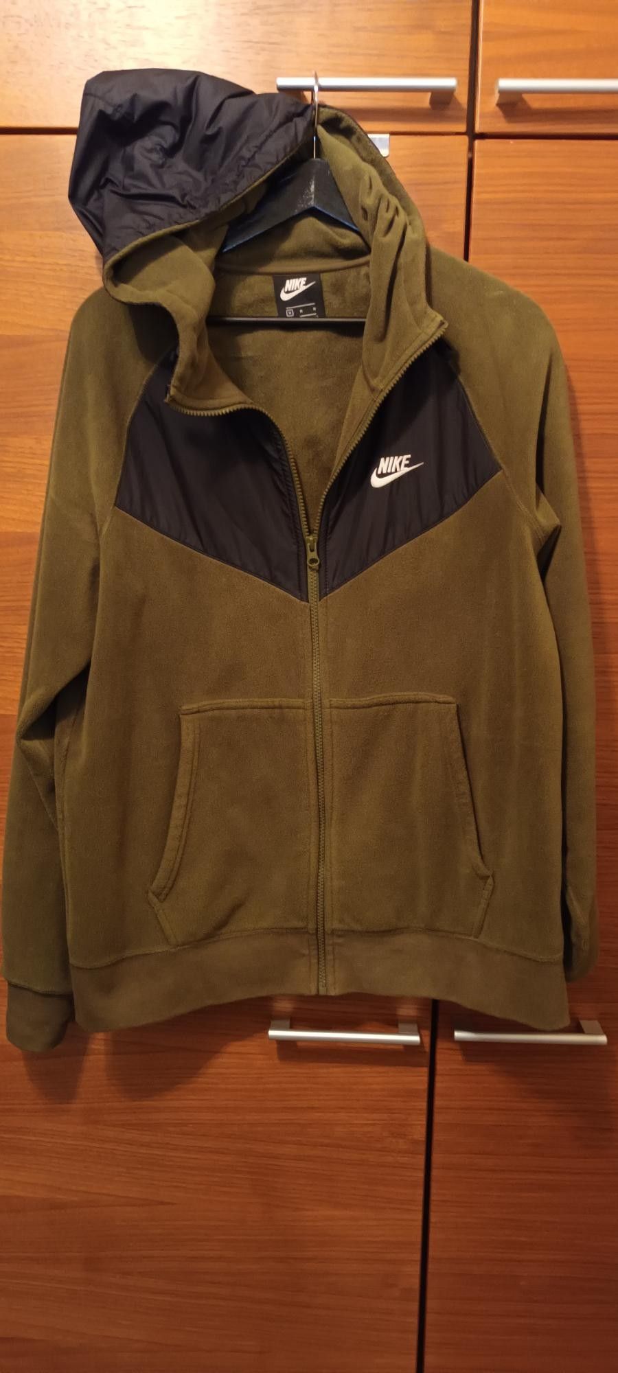 Nike tech-fleece,M