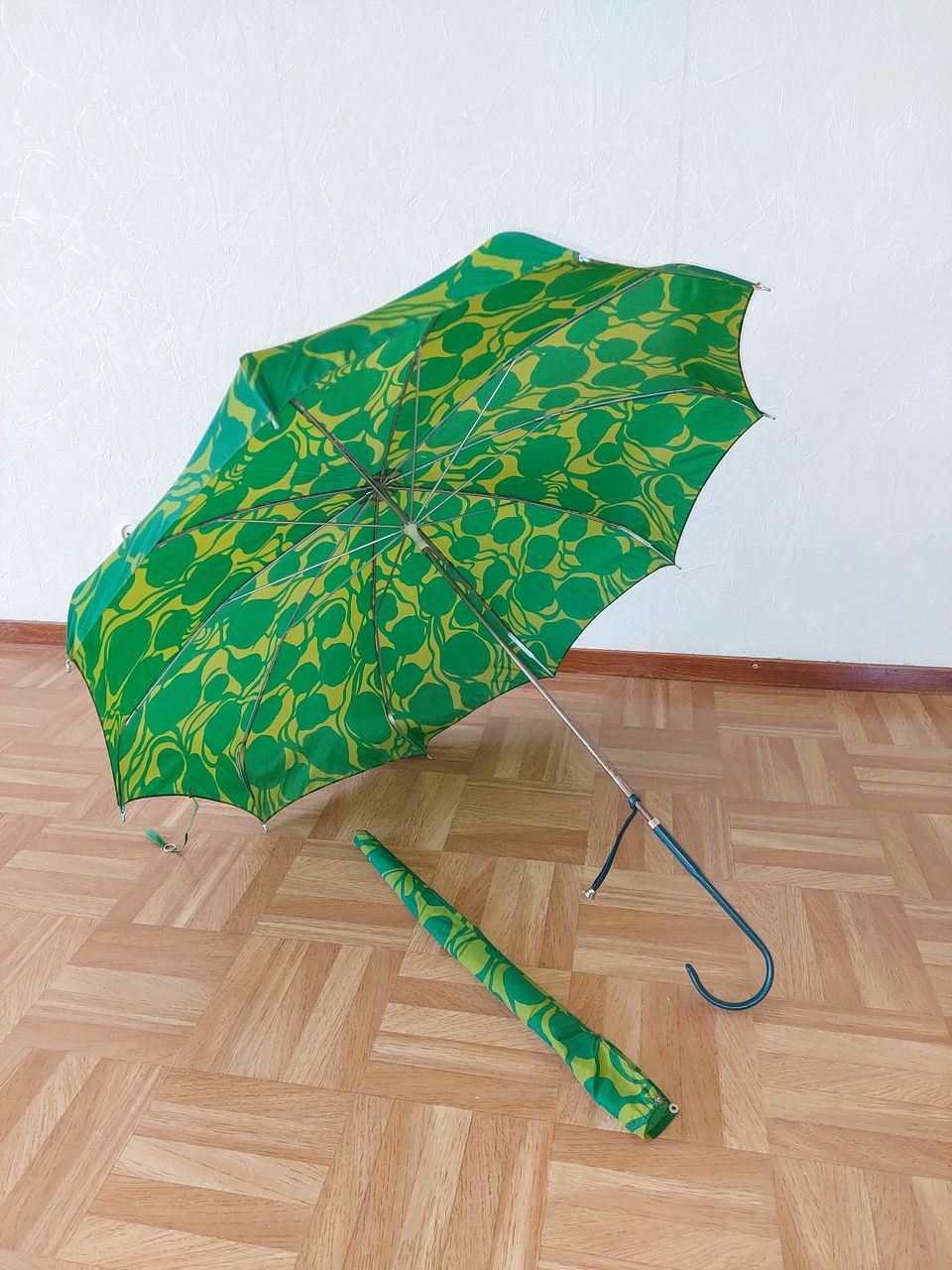 1960-luvun vihreä sateenvarjo