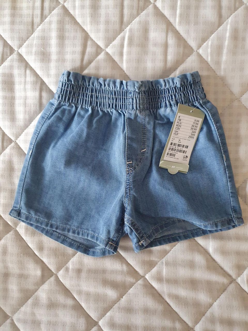 H&M shortsit, koko 98 cm