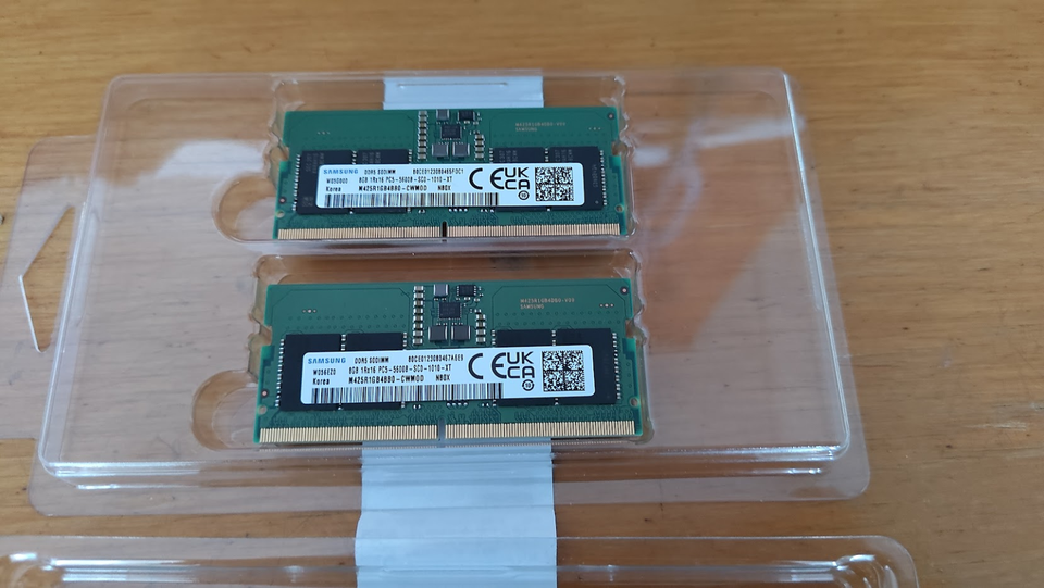 Samsung 16gb (2x8gb) 5600MHz DDR5 SODIMM