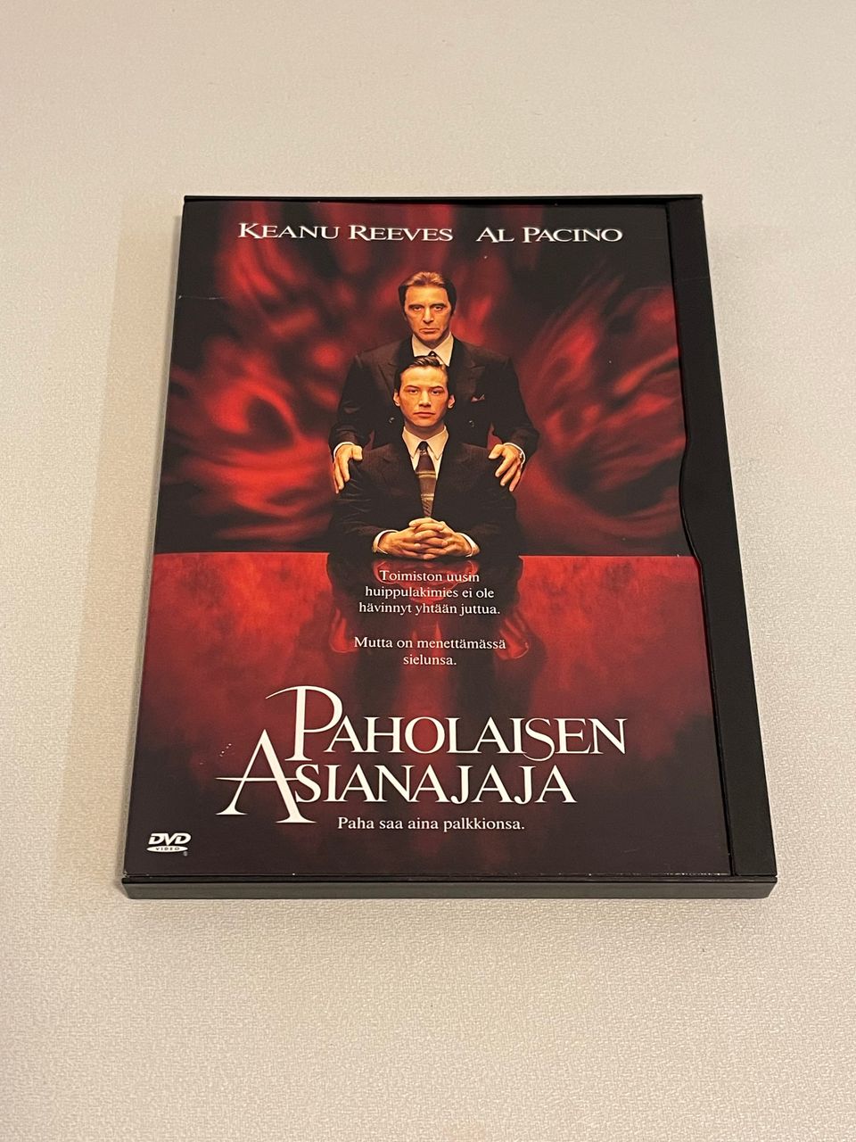 Paholaisen Asianajaja (ensimmäinen suomi-DVD)