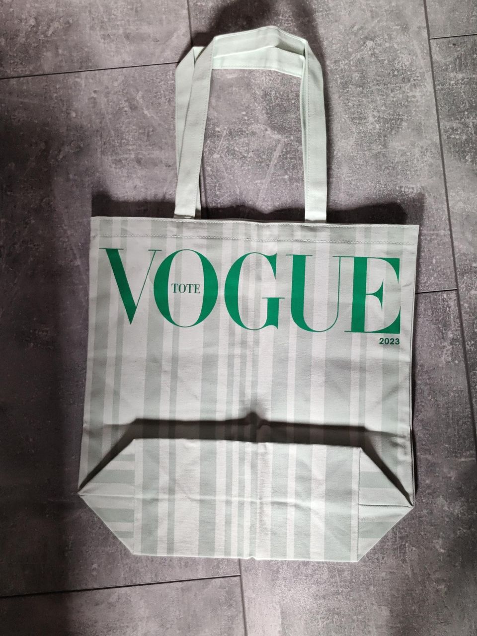 Vogue tote bag
