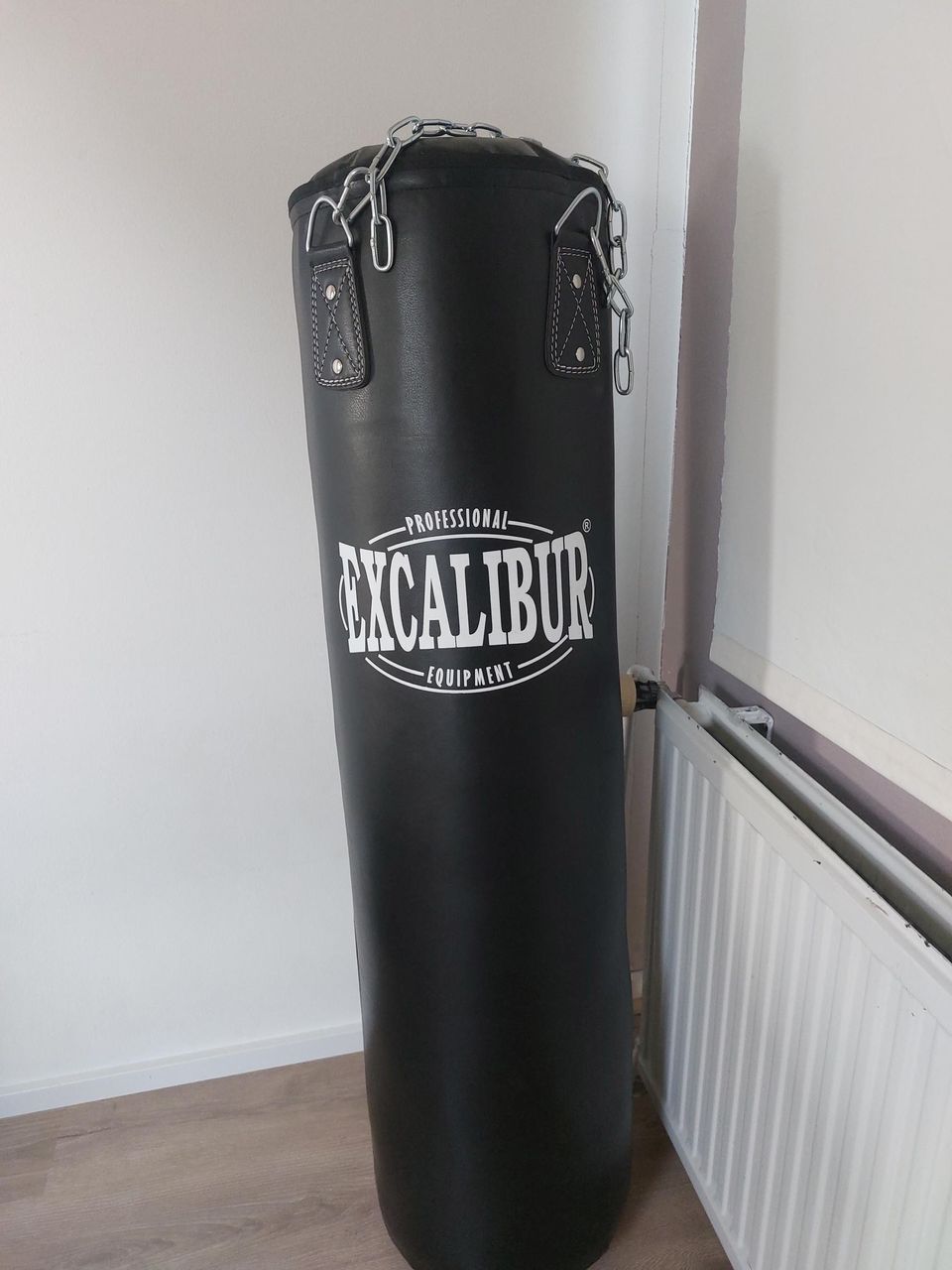 Excalibur 120 Pro nyrkkeilysäkki