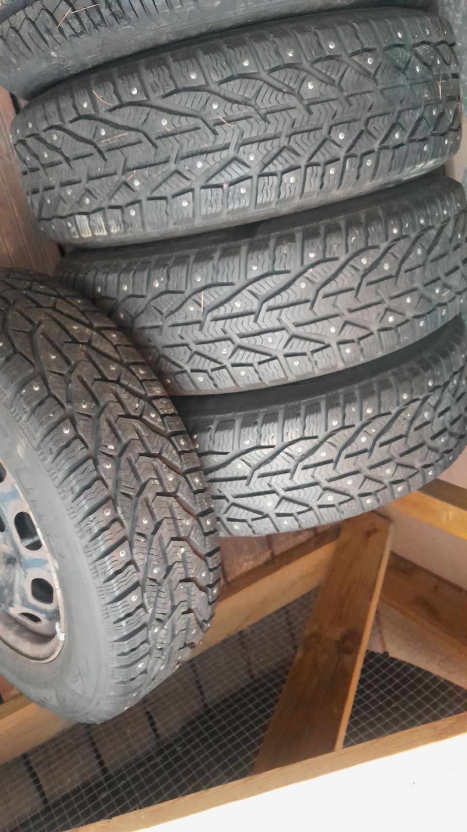 Nastarengas 195/65/R15 95T