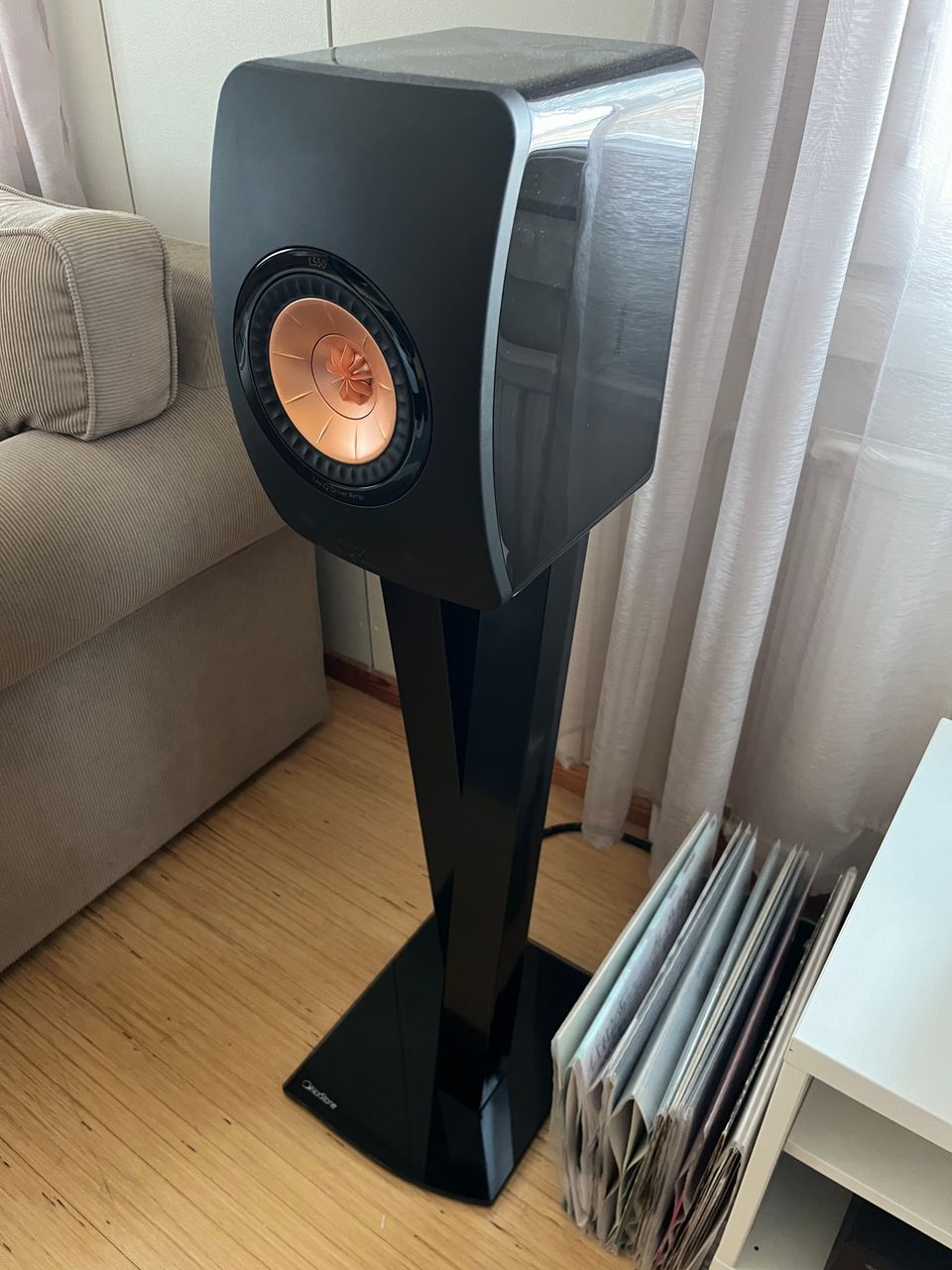 KEF LS50