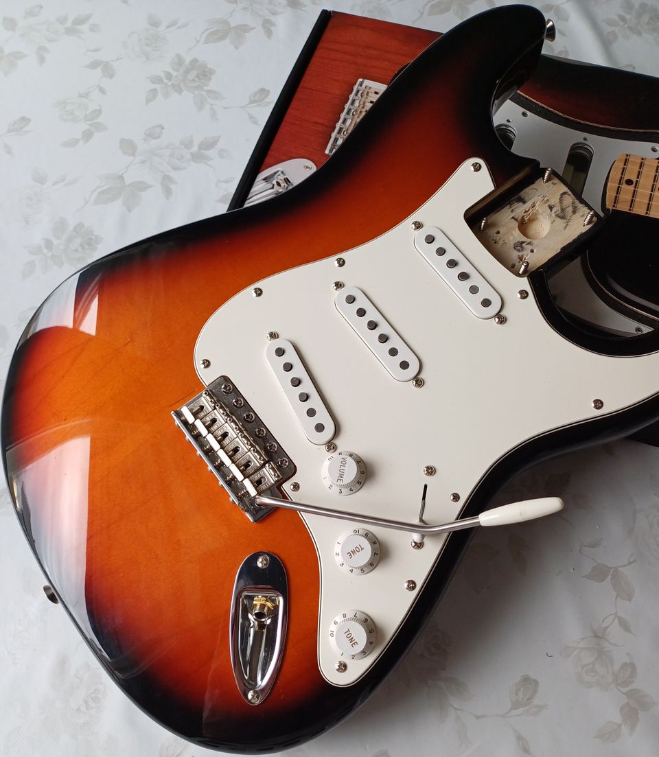 Stratocaster body + Tex Mex mikit