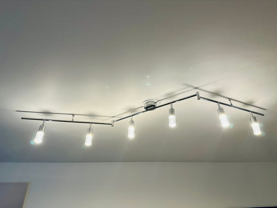 LED kattovalaisin