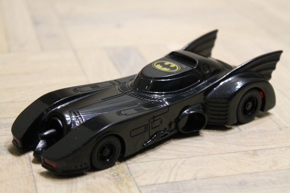 DC Comics harvinaisempi vanha BatMobile Apollo Batman auto 1989 16cm 80-luku