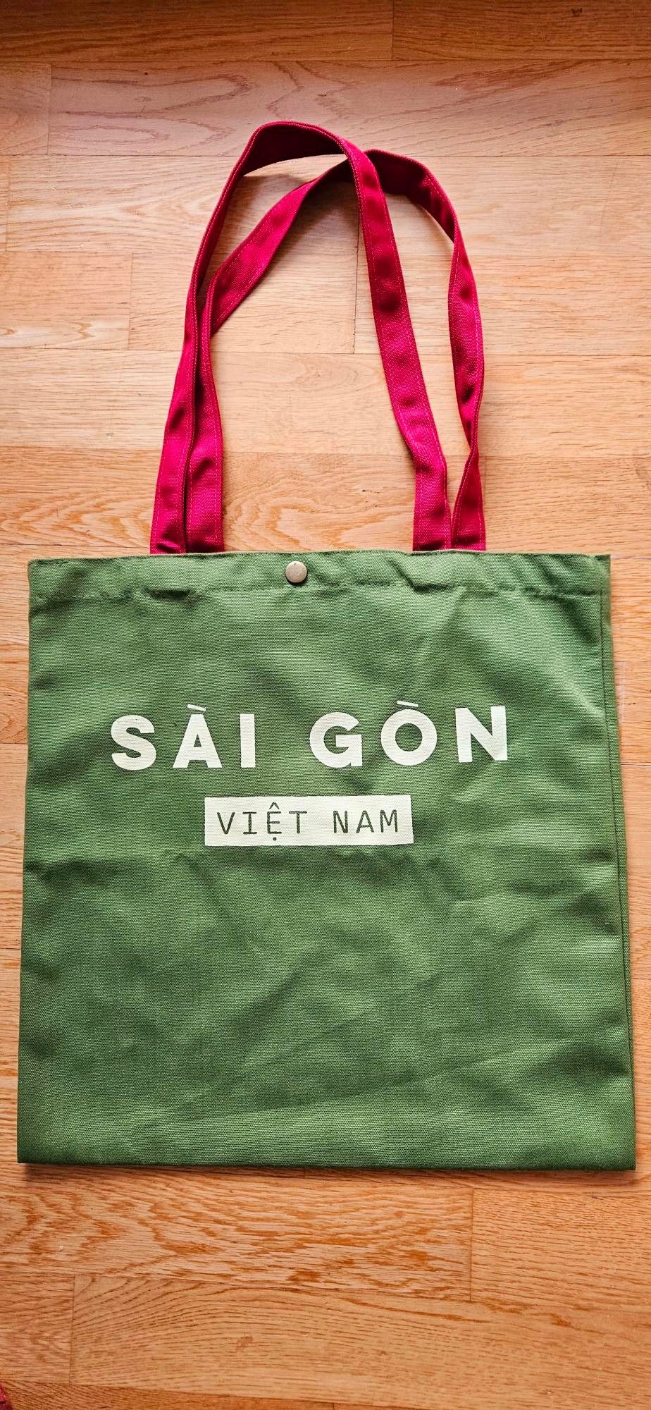 Trendy shopping bag for sale, NEW