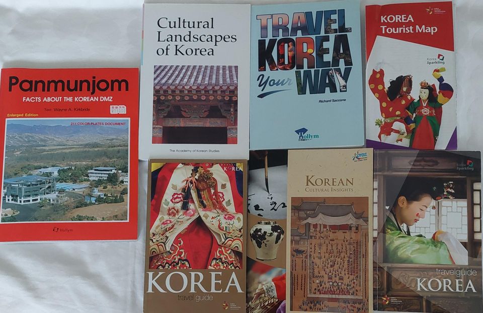 Korean matkakirjat /Travelbooks and guides in English