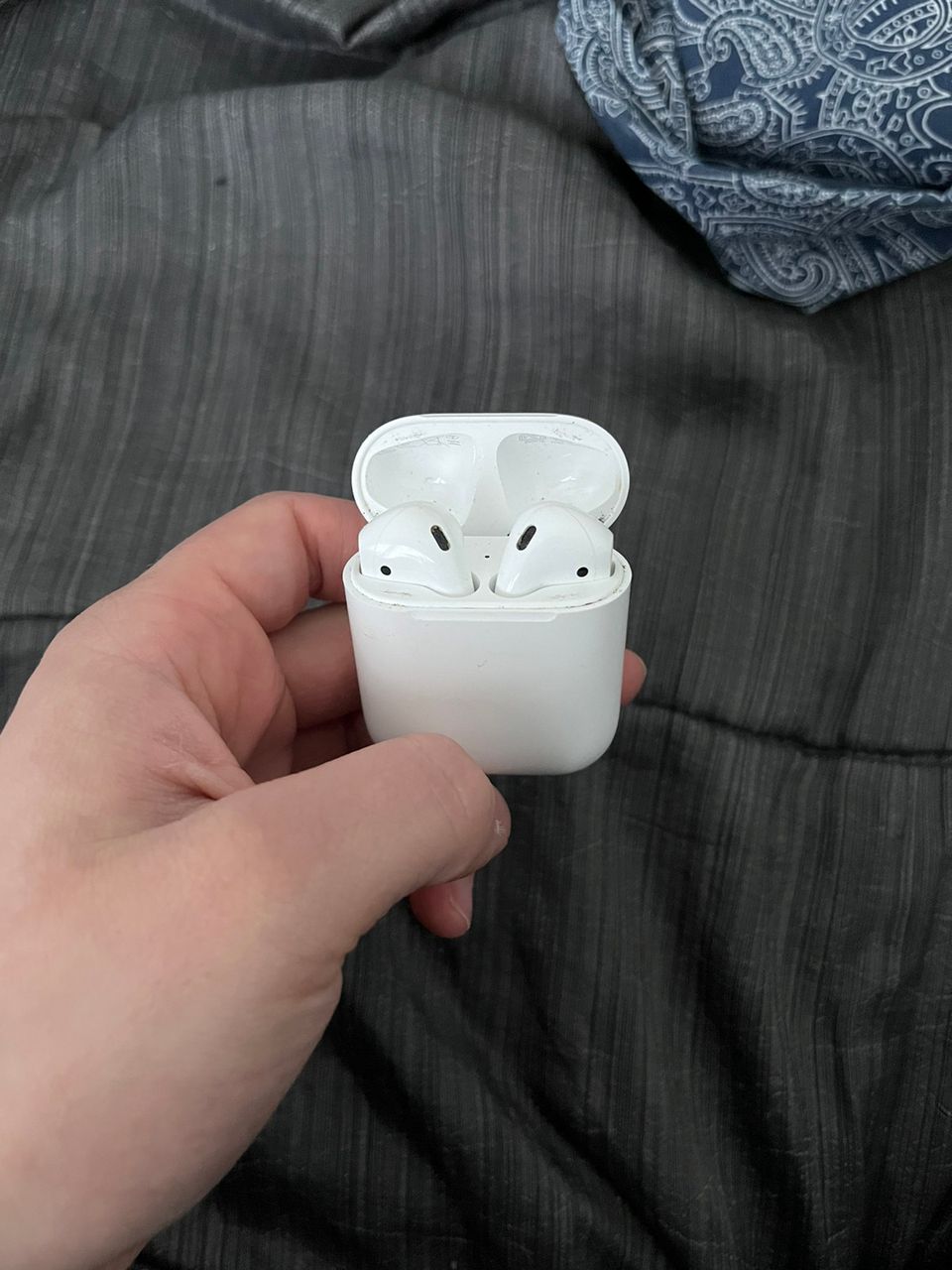 Apple air pods (malli 2019)