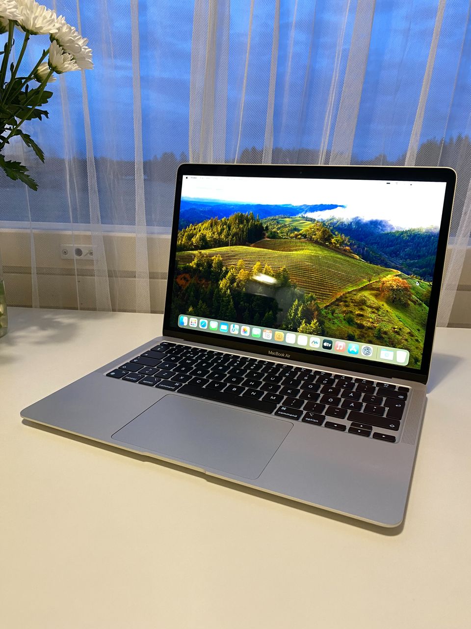 MacBook M 1 8Gb/256Gb