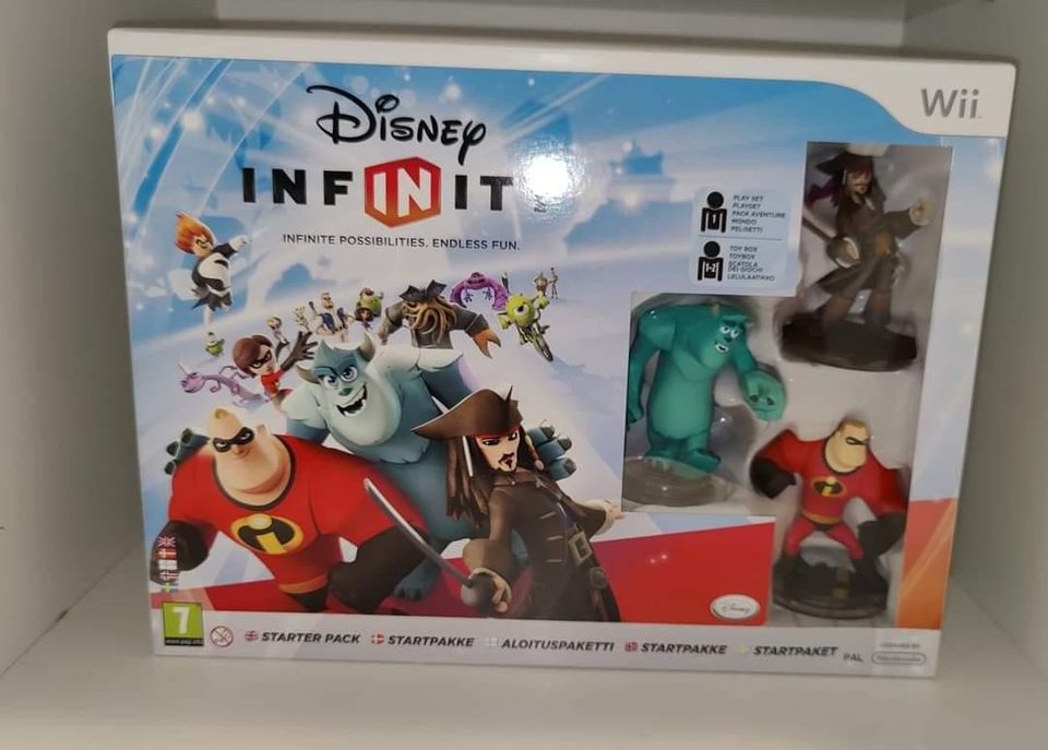 NIB Disney Infinity Starter Pack Wii