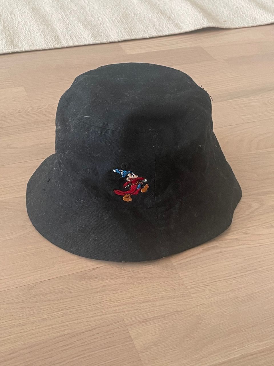 Bucket hattu