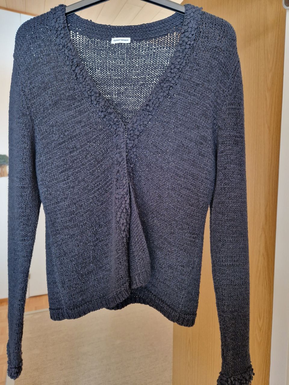 Tummansininen Gerry Weber neuletakki, koko 38