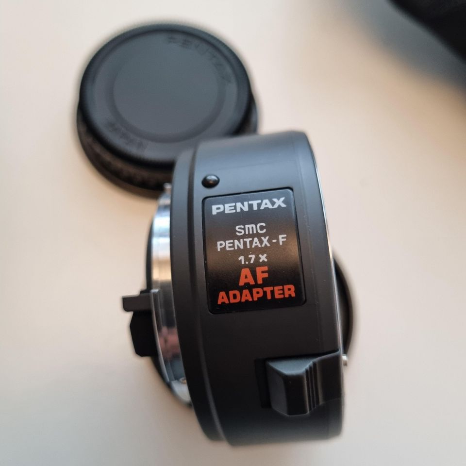 Pentax-F 1.7x AF adapteri Hintaa laskettu