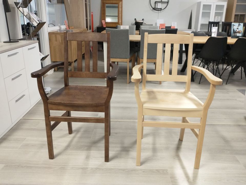 Seniori tuoli, värit: lv ja pähkinä