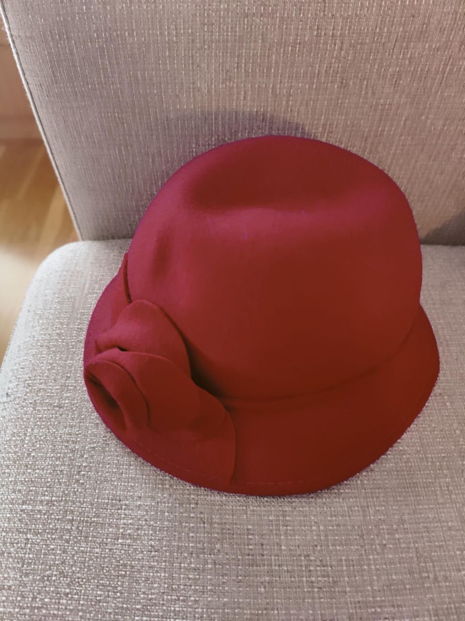 Hattu,naisten 100%villaa