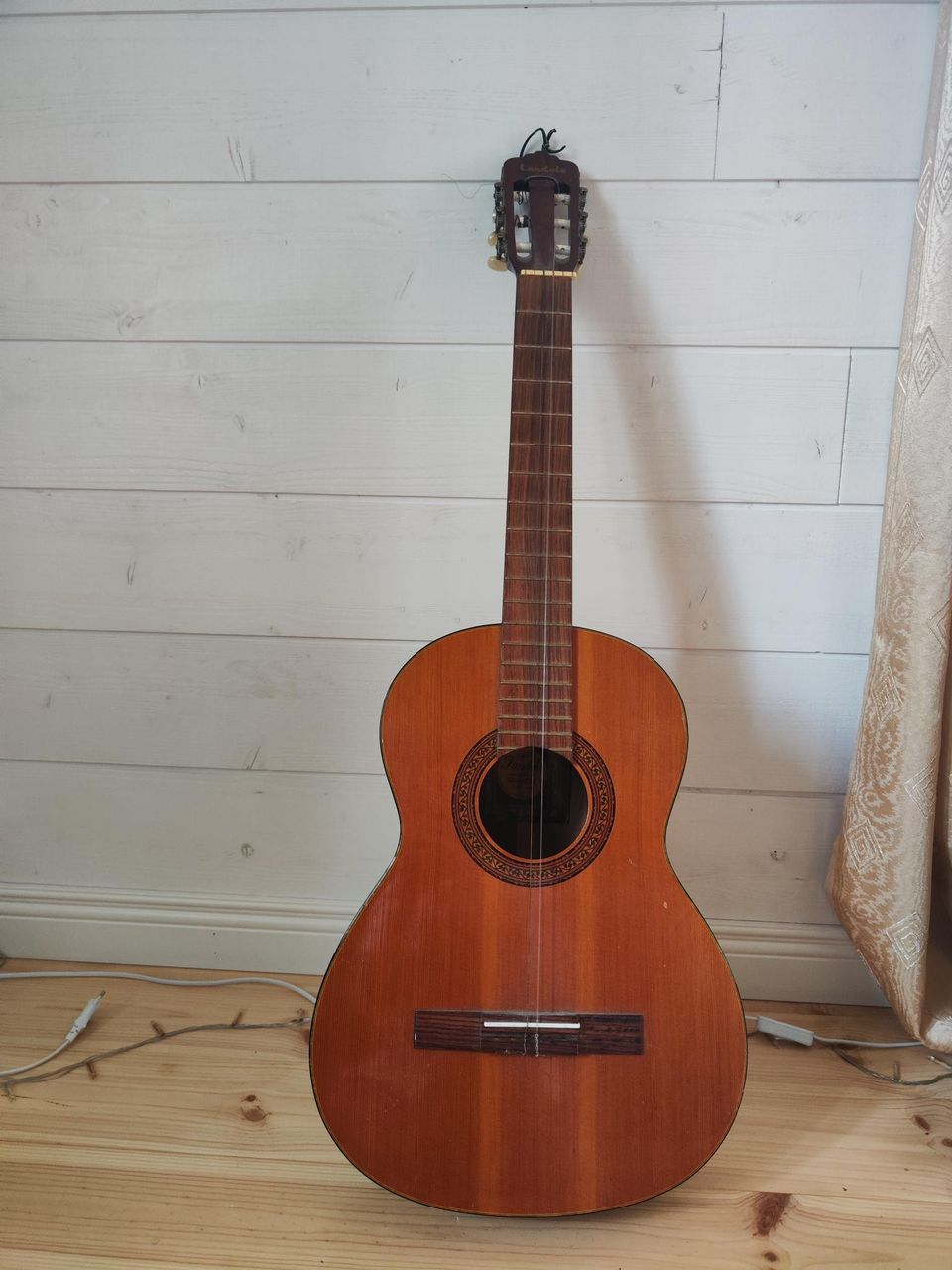 Landola kitara C-63