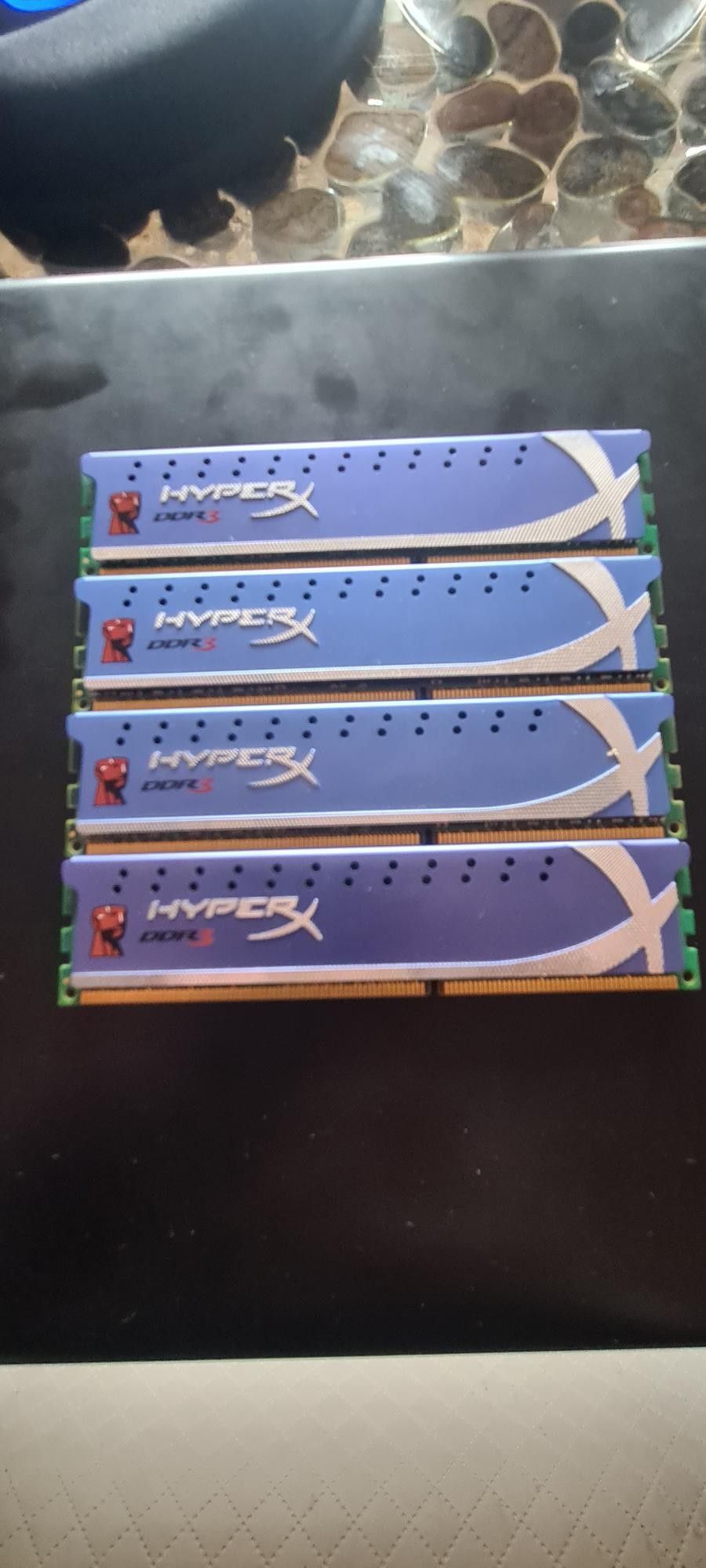 16GB(4×4)Kingston HyperX Genesis ddr3 muisti