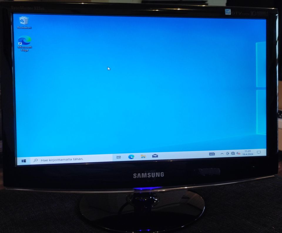 Samsung SyncMaster 933hd näyttö