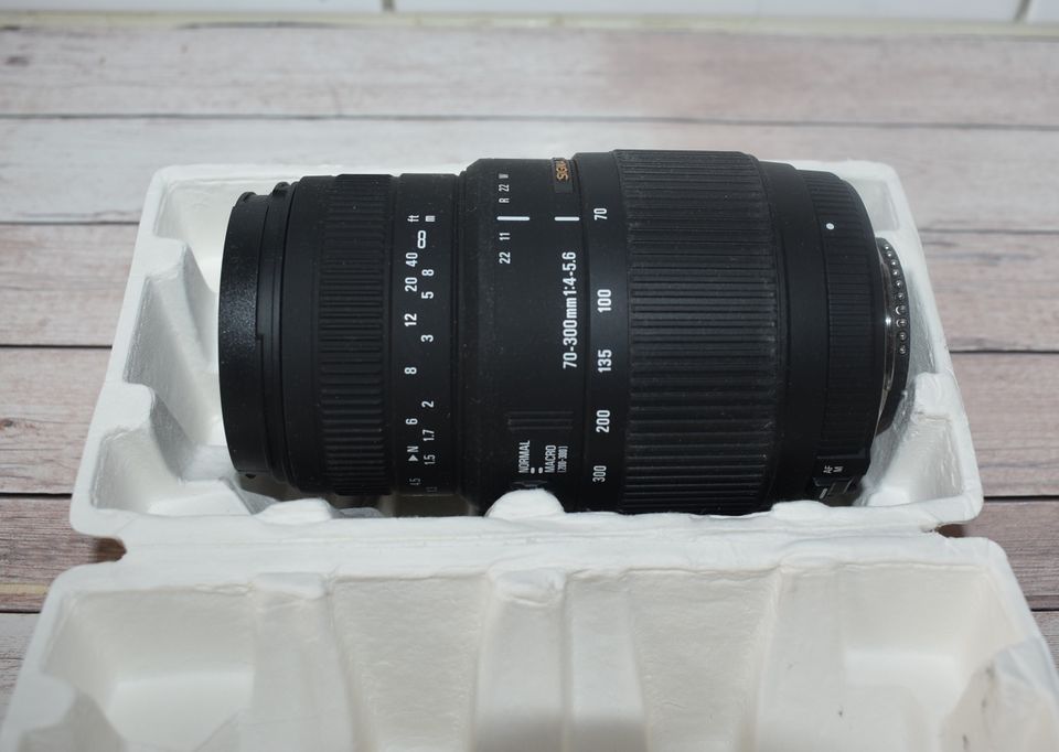 Sigma objektiivi Nikonin kameraan