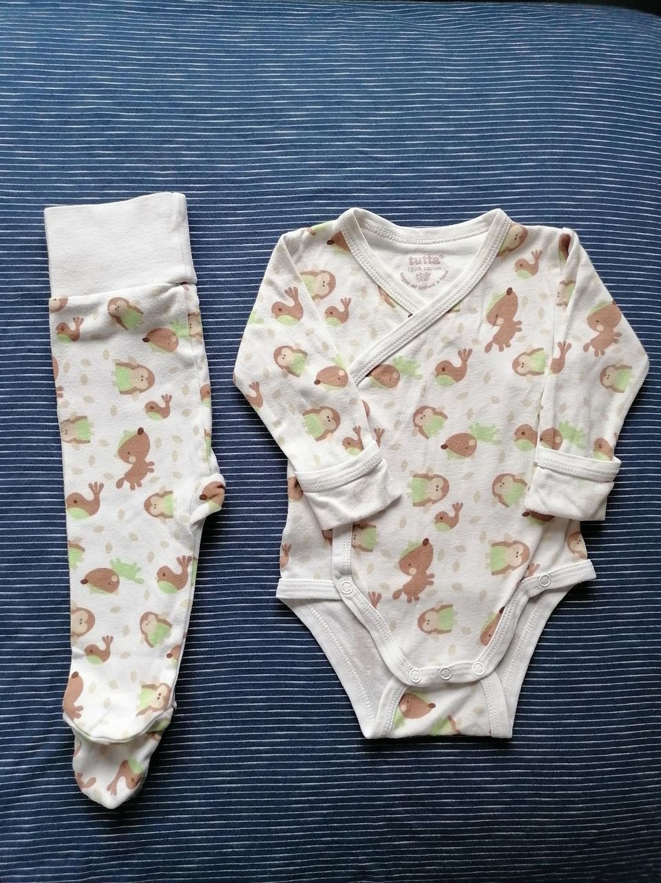 Vauvan kietaisubody ja puolipotkuhousut 50/56 cm