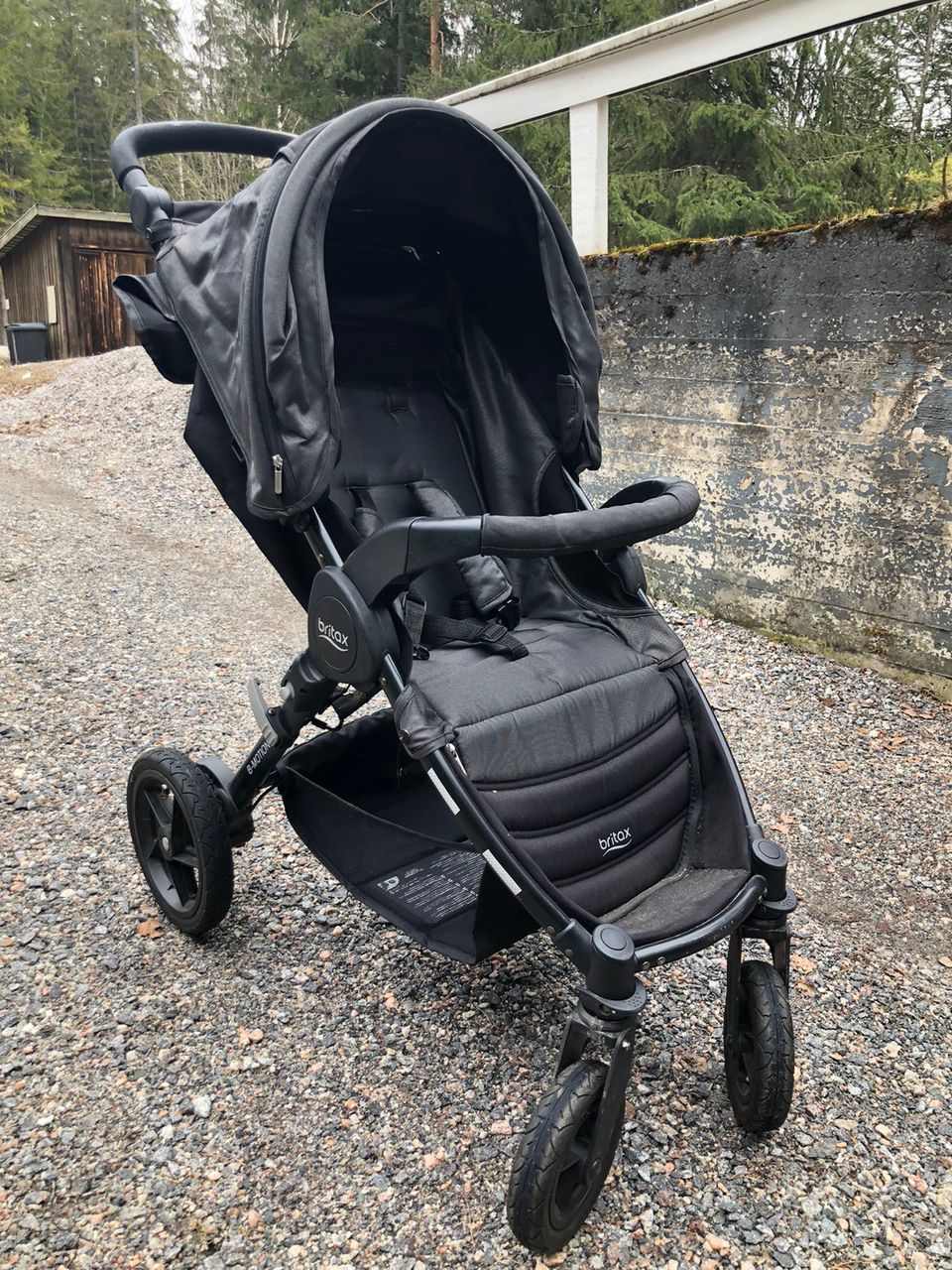 Britax B-motion