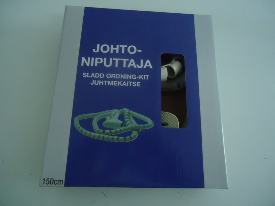 Johtoniputtaja