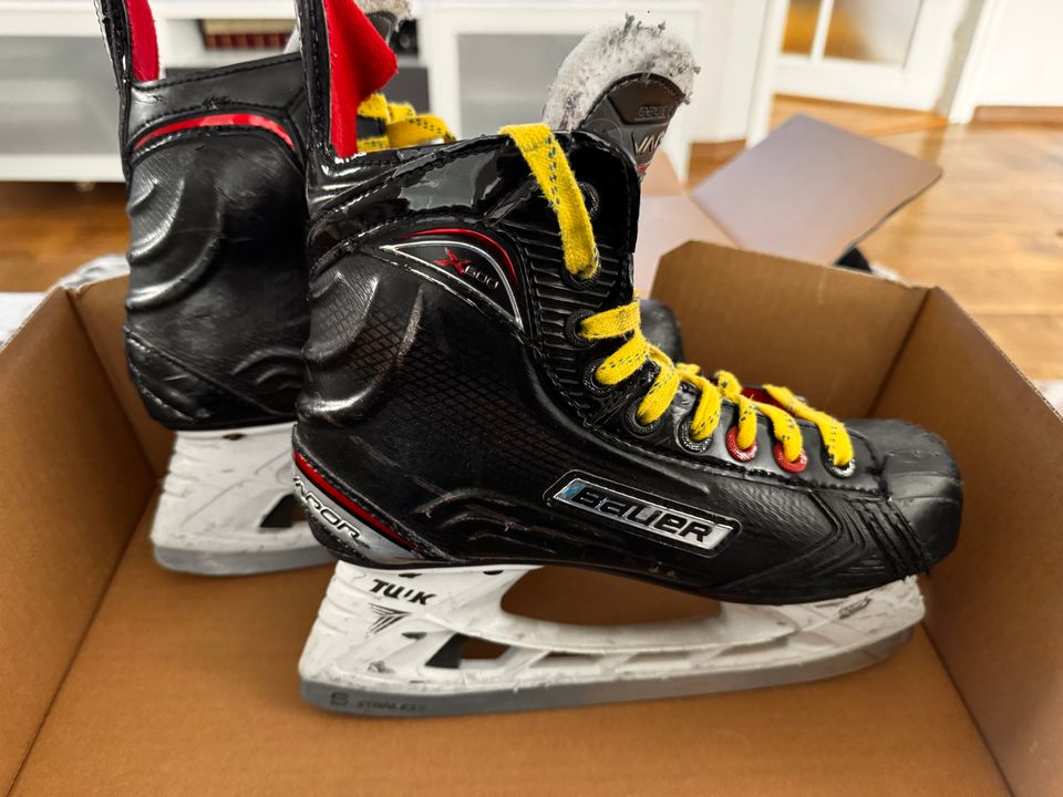 Bauer vapor X600 jääkiekko luistimet 3,5