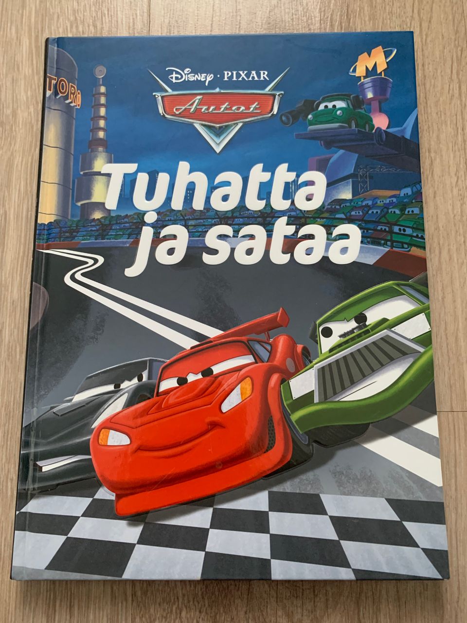 Disney Pixar Autot kirja