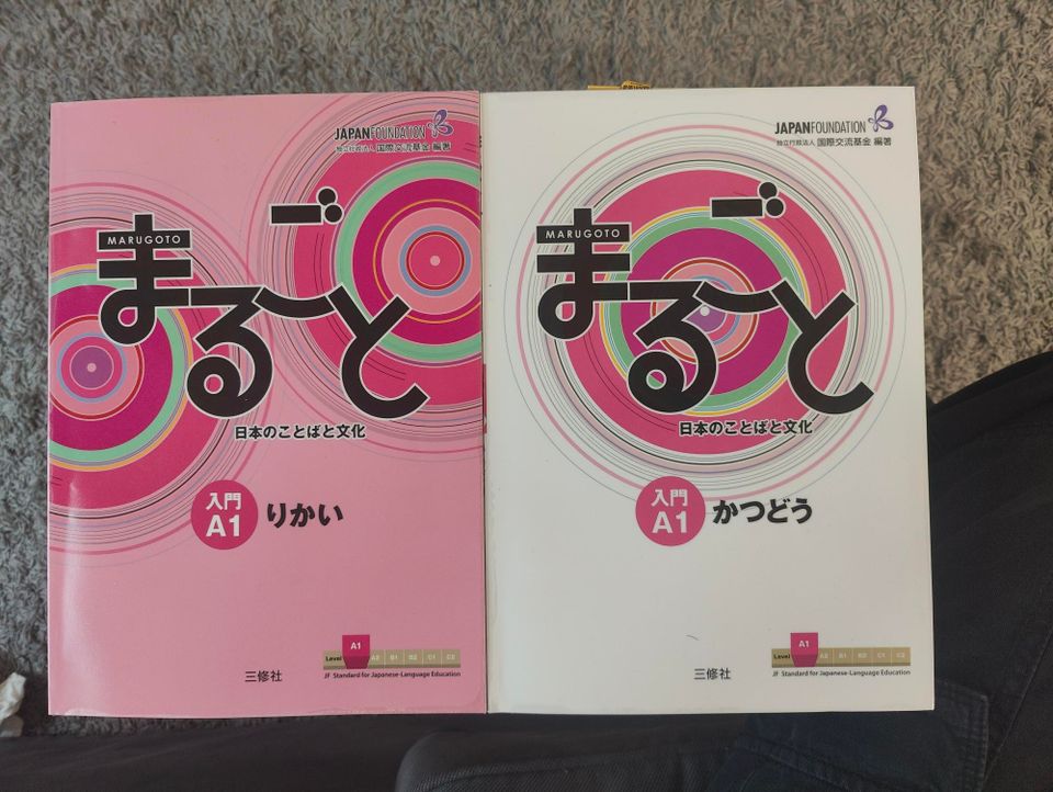 Marugoto A1 japanin kielen oppikirjat