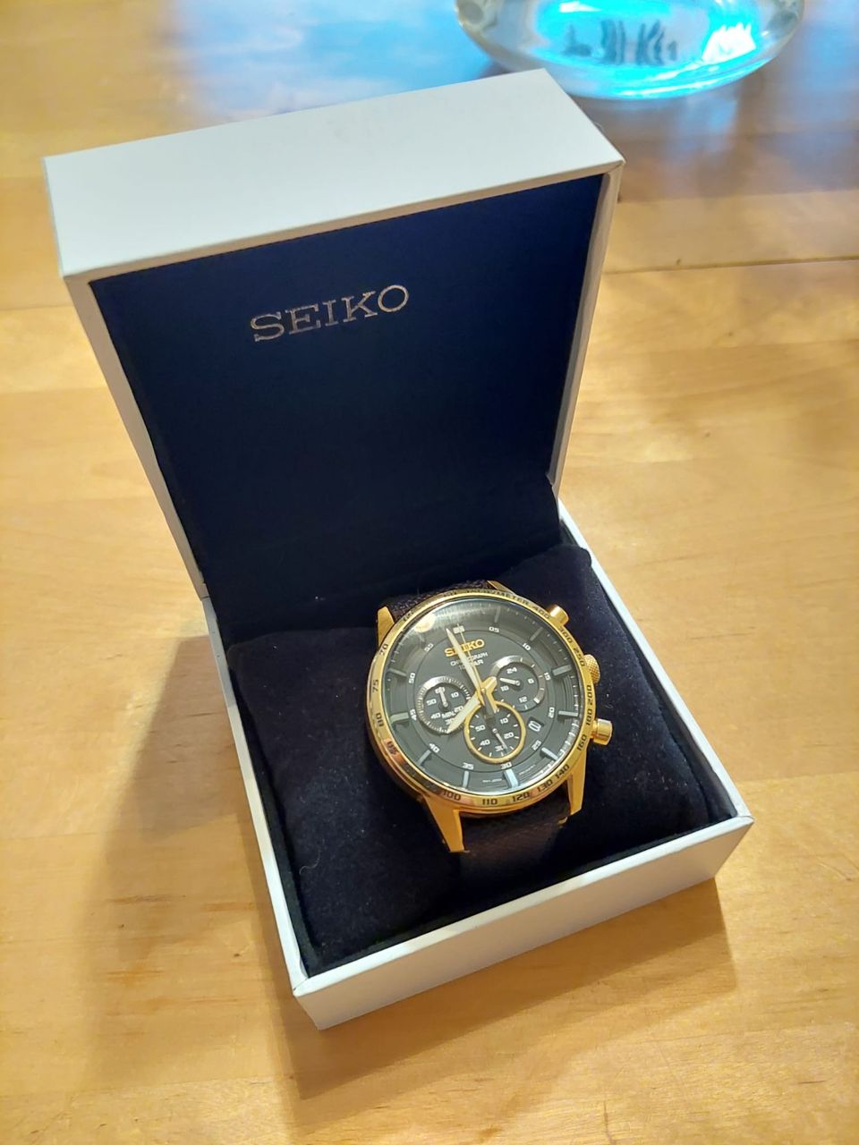 Seiko Quartz SSB364P1 miesten kultainen rannekello