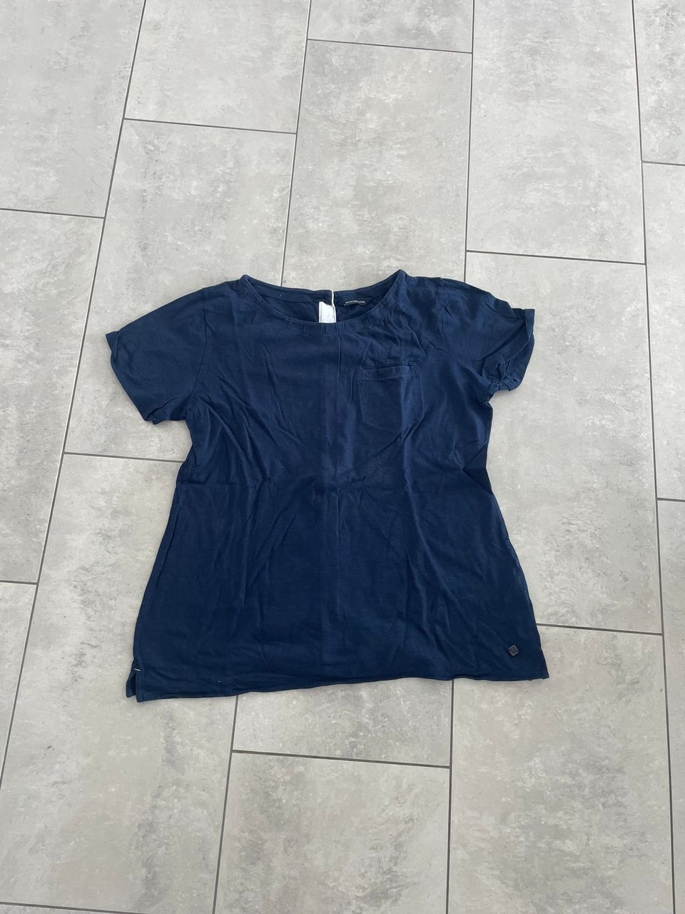 Henry Lloyd sininen t-paita koko XL