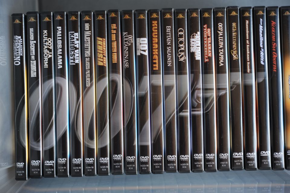 James Bond elokuvia DVD
