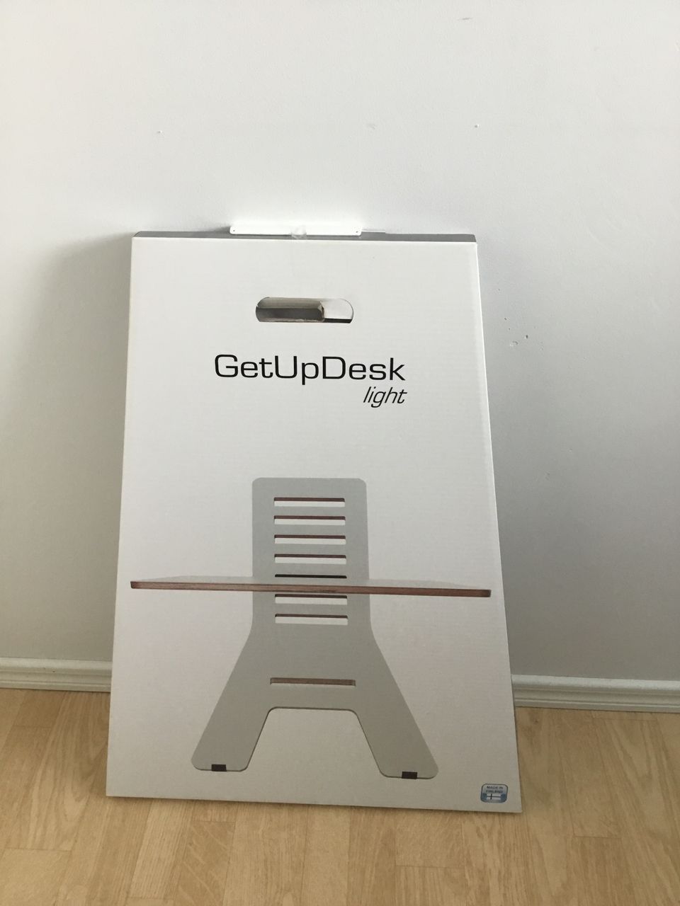 GetUpDesk Light – Etätyöratkaisu. Uusi, avaamattomassa paketissa