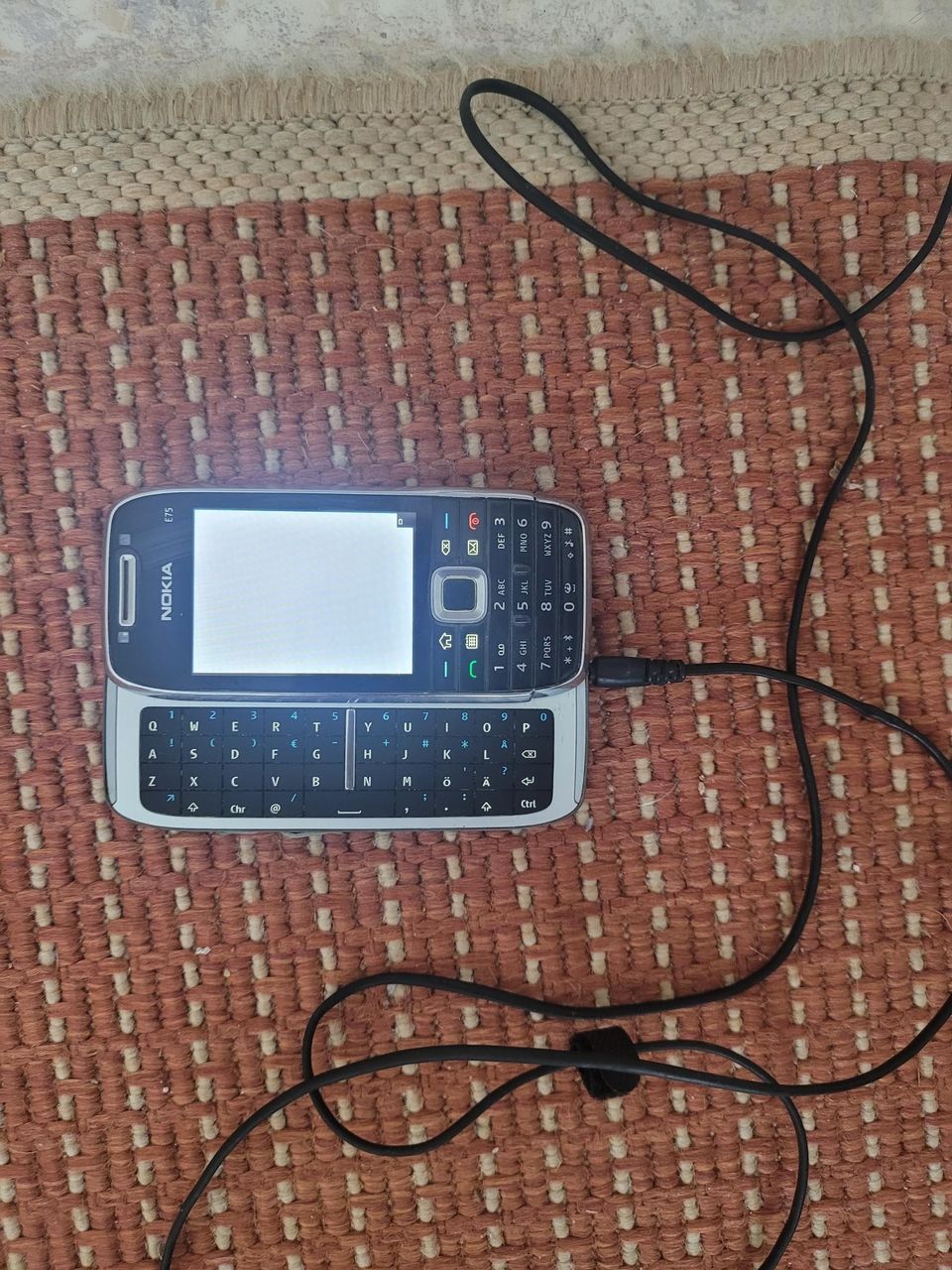 Nokia E 75